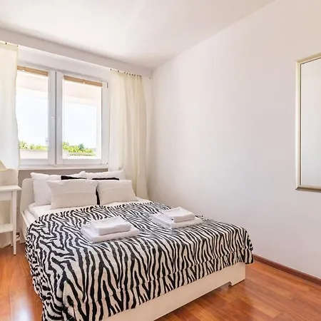 Apartment W Rent Like - Grojecka 80102 Warsaw